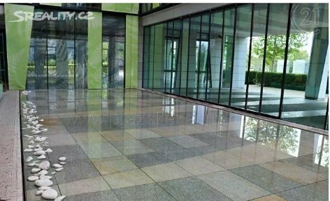 Pronájem kanceláře 557 m² Rohanské nábřeží, Praha - Karlín