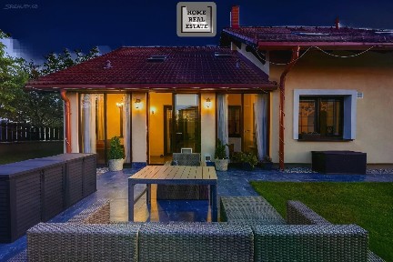 Prodej vily 206 m², pozemek 809 m²