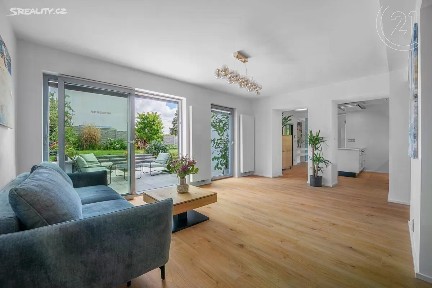 Prodej vily 215 m², pozemek 594 m² Vydrova, Praha - Malešice