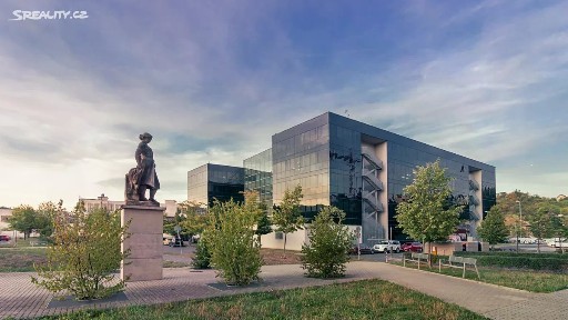 Pronájem kanceláře 1085 m² Mezi Vodami, Praha - Modřany
