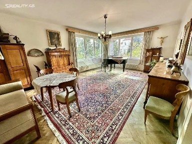 Prodej rodinného domu 353 m², pozemek 776 m² U krbu, Praha - Strašnice