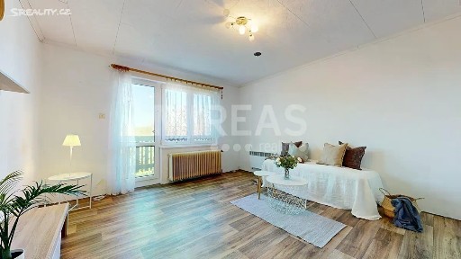 Prodej bytu 3+1 75 m² Mcely