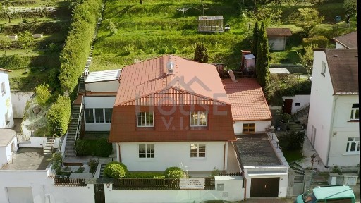 Prodej rodinného domu 204 m², pozemek 920 m² Praha - Praha 6