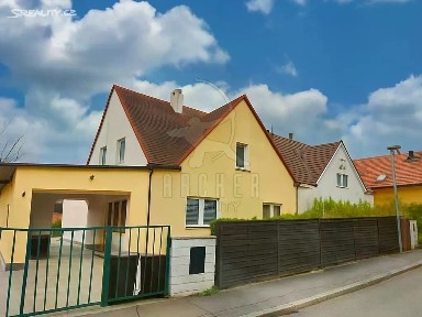 Prodej rodinného domu 282 m², pozemek 588 m² K Fialce, Praha - Stodůlky