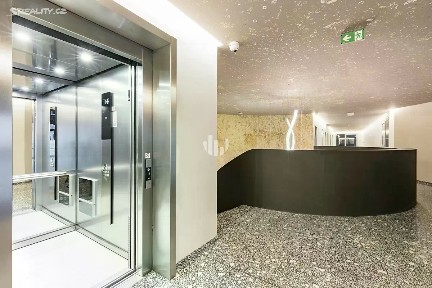 Pronájem kanceláře 330 m² Holečkova, Praha - Smíchov