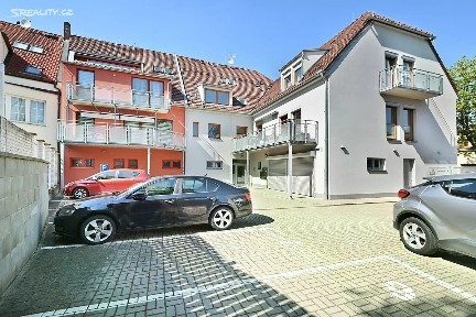 Nymburk, Palackého třída