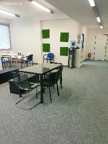Pronájem kanceláře 168 m² Nad lesním divadlem, Praha - Braník