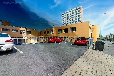 Pronájem kanceláře 180 m² Hartigova, Praha - Žižkov