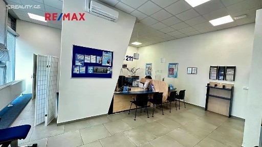 Praha, Praha 6, Veleslavín, Na Petřinách, 72