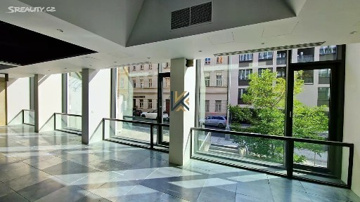 Pronájem obchodního prostoru 345 m² Holečkova, Praha - Smíchov