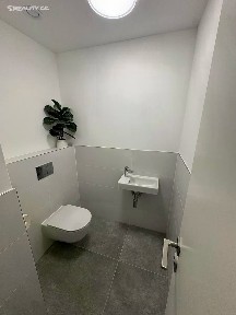 Prodej bytu 3+kk 100 m² U Komína, Praha - Radlice