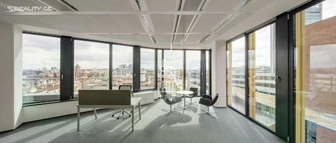 Pronájem kanceláře 500 m² Pikrtova, Praha - Nusle