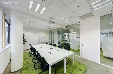 Pronájem kanceláře 1255 m² Doudlebská, Praha - Nusle