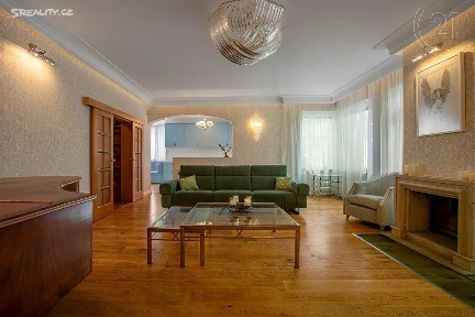 Prodej rodinného domu 725 m², pozemek 2737 m² Skřivánčí, Praha - Březiněves