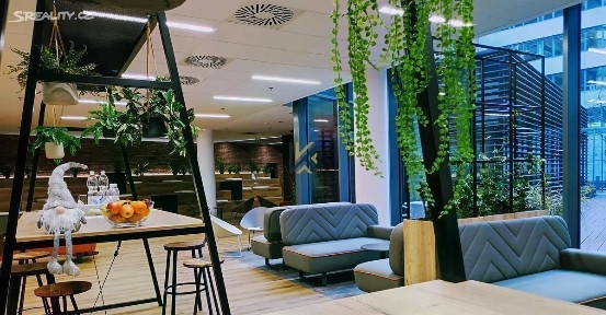 Pronájem kanceláře 1548 m² Na Pankráci, Praha - Nusle
