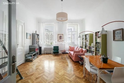 Prodej bytu 2+kk 71 m² Na Perštýně, Praha - Staré Město