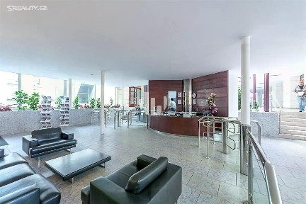 Pronájem kanceláře 201 m² Sokolovská, Praha - Karlín