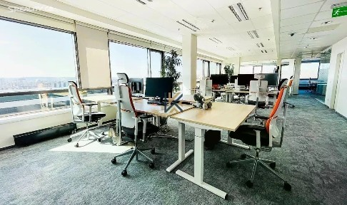 Praha, Praha 9, Libeň, Českomoravská, 15a