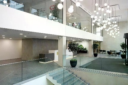 Pronájem kanceláře 1350 m² Českomoravská, Praha - Libeň