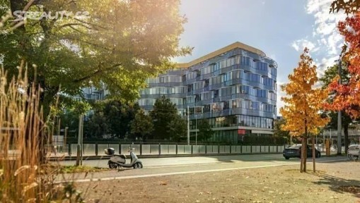 Pronájem kanceláře 350 m² Českomoravská, Praha - Libeň