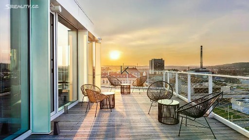 Pronájem kanceláře 23 m² Plynární, Praha - Holešovice