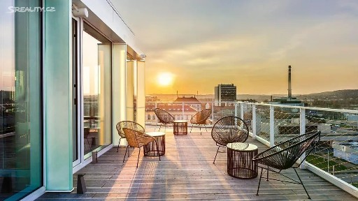 Pronájem kanceláře 23 m² Plynární, Praha - Holešovice