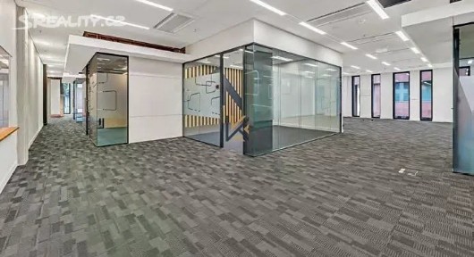 Praha, Praha 6, Dejvice, Evropská, 11