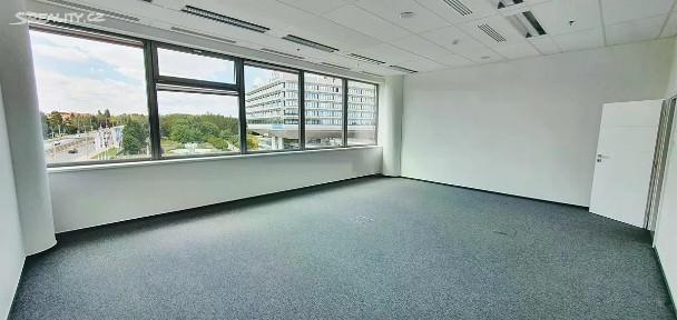 Pronájem kanceláře 2200 m² Evropská, Praha - Vokovice