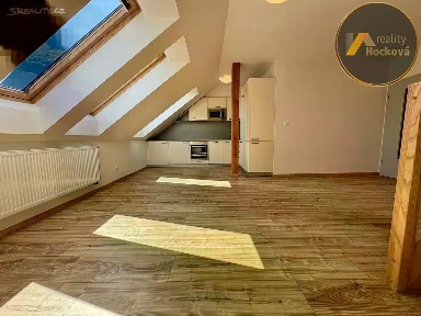 Praha, Praha 8, Libeň, Zenklova, 90