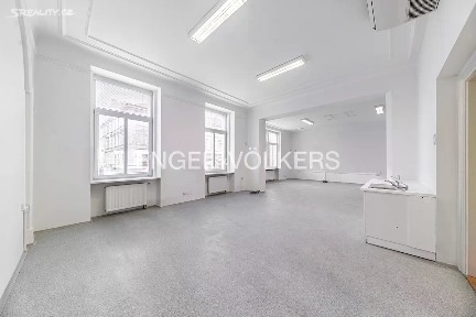 Praha, Praha 8, Libeň, Sokolovská, 155