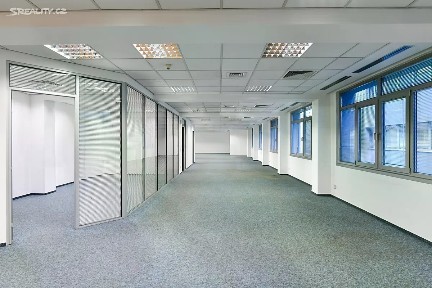 Pronájem kanceláře 281 m² Thámova, Praha - Karlín