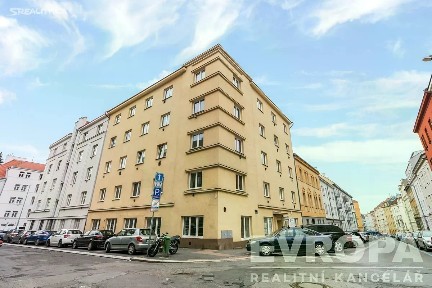 Pronájem komerční nemovitosti 150 m² V zahradách, Praha - Libeň