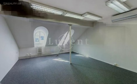 Pronájem kanceláře 83 m² Domažlická, Praha - Žižkov