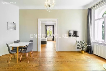 Prodej bytu 3+kk 71 m² Kaizlovy sady, Praha - Karlín