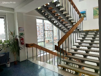 Pronájem komerční nemovitosti 15 m² Geologická, Praha - Hlubočepy