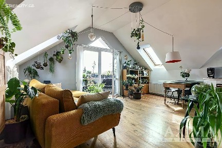 Prodej bytu 3+kk 66 m² Žiželická, Praha - Újezd nad Lesy