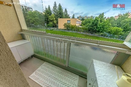 Prodej bytu 3+1 67 m² Lešenská, Praha - Troja