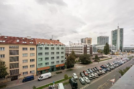 Pronájem kanceláře 242 m² Budějovická, Praha - Michle