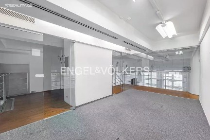 Pronájem kanceláře 985 m² Na okraji, Praha - Veleslavín