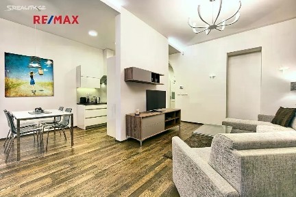 Prodej bytu 2+kk 71 m² Křižovnická, Praha - Staré Město