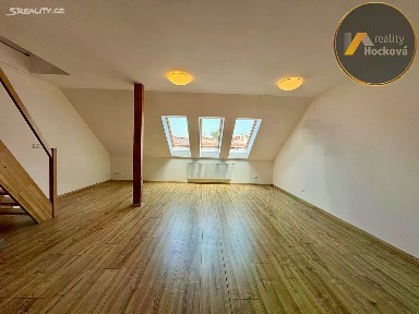 Praha, Praha 8, Libeň, Zenklova, 90