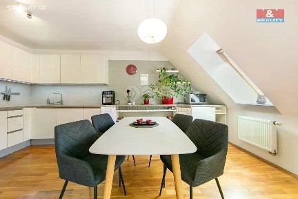 Prodej bytu 5+kk 164 m² Na Rokytce, Praha - Libeň