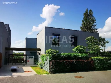 Praha, Praha 6, Ruzyně, Pod Karlovarskou silnicí, 14