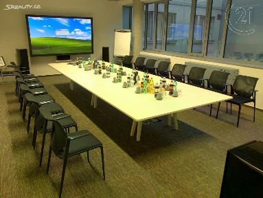 Pronájem kanceláře 239 m² Nádražní, Praha - Smíchov