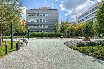 Pronájem kanceláře 599 m² Vyskočilova, Praha - Michle