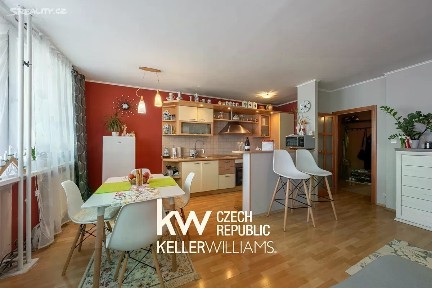 Prodej bytu 3+1 72 m² Janského, Praha - Stodůlky