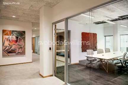Pronájem kanceláře 1547 m² Lomnického, Praha - Nusle