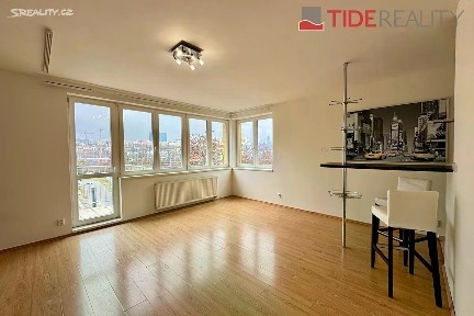 Prodej bytu 1+kk 44 m² U Plynárny, Praha - Michle
