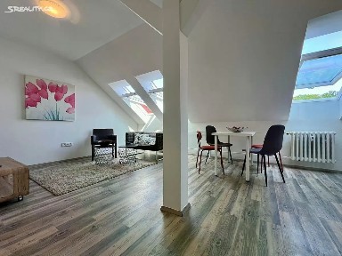 Praha, Praha 9, Podnádražní