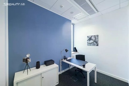 Praha, Praha 8, Karlín, Rohanské nábřeží